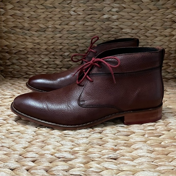 Cole Haan‎ Pebbled Leather Chukka Boots - Picture 1 of 9